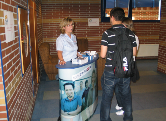 06.JPG